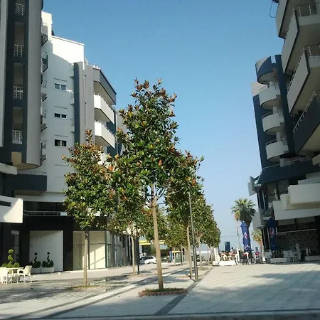 The Azure Apartament Wlora